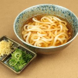 最後の〆に食べたくなる、素うどん