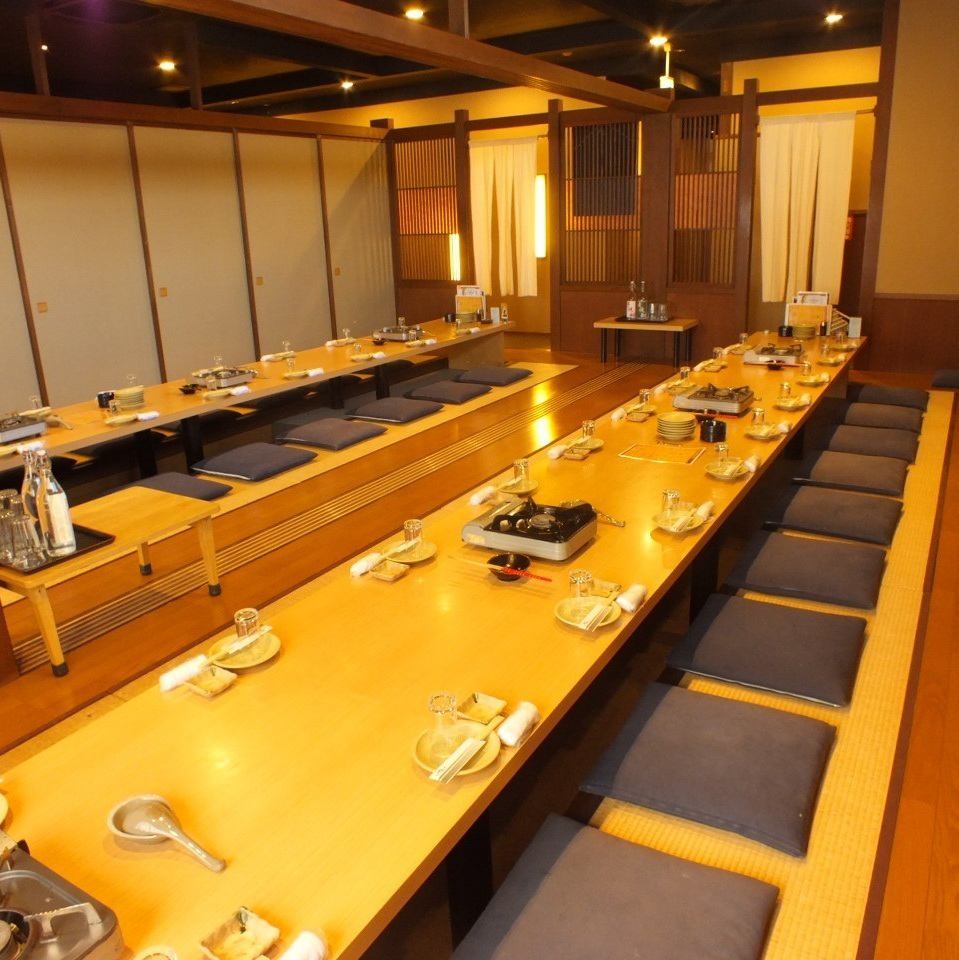 20名様の個室を5部屋もご用意！人数に応じて仕切って使えます◎