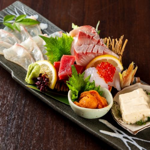 A la carte dishes such as hot pot, obanzai, and sashimi ◎