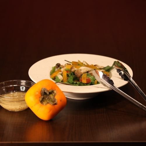季節の臣家サラダ