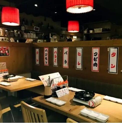 【貸切宴会】店内全てをまるっと貸切！大人気！貸切利用は最大60名様まで対応可能♪くつろぎのゆったり空間の貸切利用は打ち上げや大人数の宴会に最適！どんな利用シーンにもご対応させていただきますので、お気軽にご相談ください♪