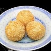 Sesame dumplings