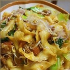 Vegetable stir-fried noodles