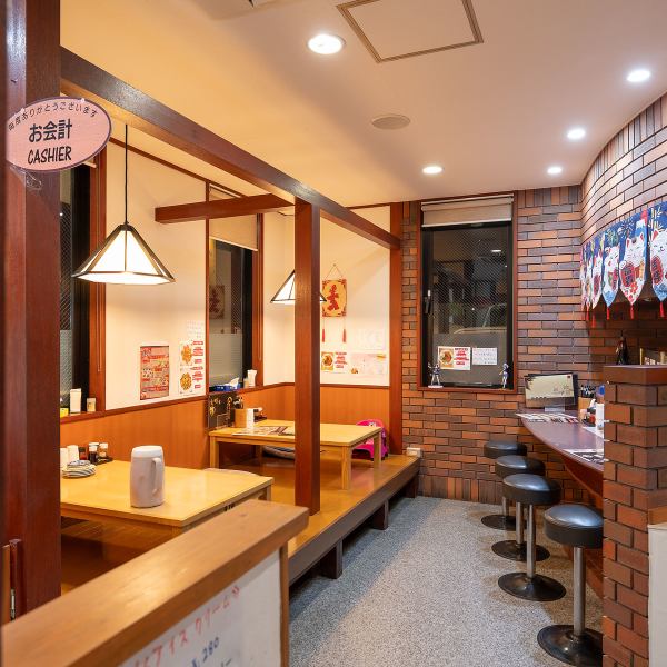 お一人様のご利用も大歓迎です♪お仕事終わりのサク飲みはもちろん、デートなどにも◎個室席もございます。
