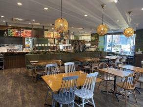 1~4名掛けテーブル(予約可能)