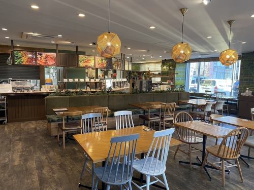 1~4名掛けテーブル(予約可能)