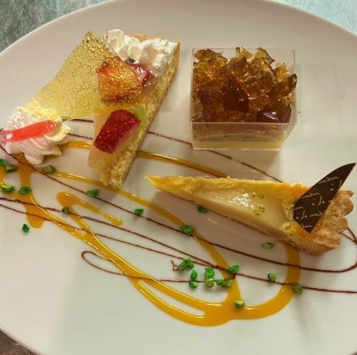 全て手作りのこだわりスイーツ