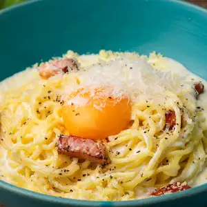 たっぷりチーズの濃厚カルボナーラパスタ/明太子カルボナーラパスタ/海老とアボカドのレモンクリームパスタ