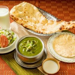 Special set menu (salad, papad, curry, naan or rice, soft drink, dessert)