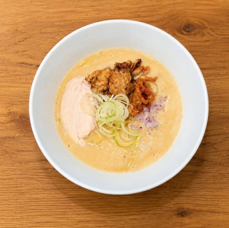 白鶏ラーメン
