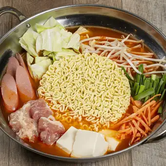ブデチゲ　乾麺付き（2人前からの注文）