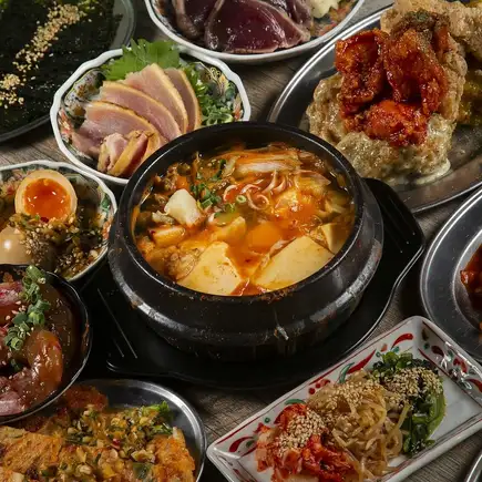 【3時間飲み放題付き】サクサク揚げ焼売とこの季節にピッタリの旨辛スンドゥブ◎全7品
