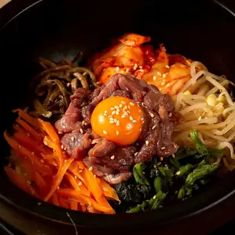 熱々！石焼ビビンバ