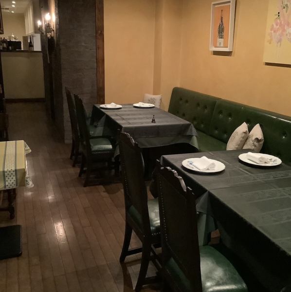 The restaurant has a relaxed atmosphere and can be used for a variety of occasions, such as anniversaries and dinners with loved ones.We can accommodate banquets for up to 16 people, allowing you to enjoy a special time.Please use all means.