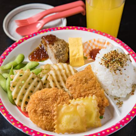 お子様ランチプレート1500円(税込)