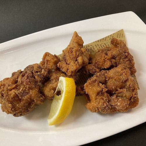 “にんにくをきかせた“若鶏の唐揚げ