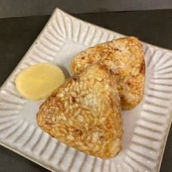 焼きおにぎり（おかか醤油）1個