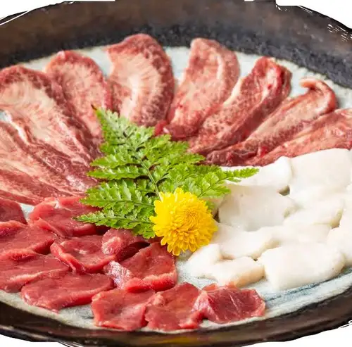 Enjoy the taste of Japan with our domestically produced horse sashimi!