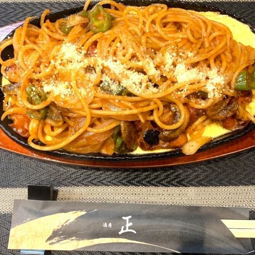 鉄板ナポリタン