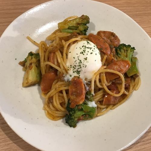 Sausage and broccoli bolognese with hot egg
