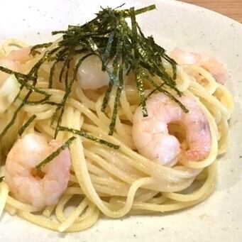 蝦魷魚鱈魚籽義麵