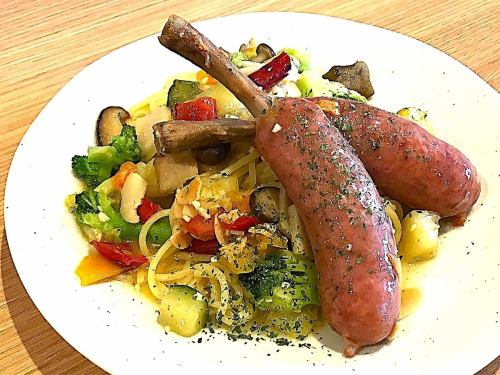 骨付きフランク添え色々野菜のペペレモン