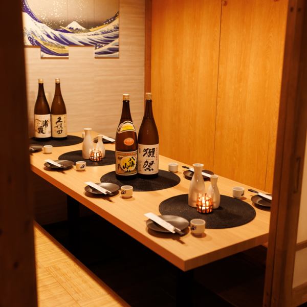 2名様～ご利用可能な扉付き個室を完備！和情緒溢れる店内は、木の温もりを感じさせる個室席！ゆったりとくつろげる個室空間で、当店自慢の牛タン料理と美味しいお酒をじっくりとお楽しみください！