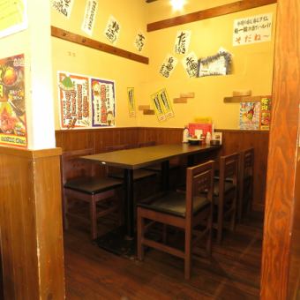 Semi-private room table seats are also available ♪