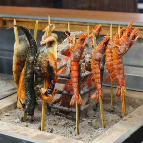 【臨場感溢れる原始焼き】