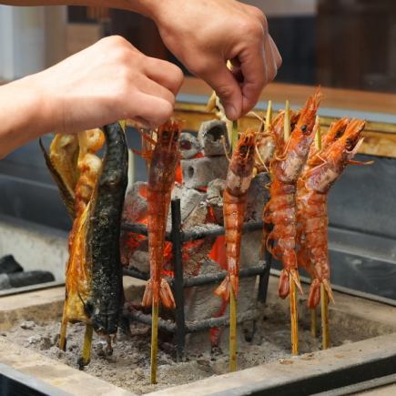 【B】炭焼き＋懐石＋鮨コース（120分飲み放題付き）