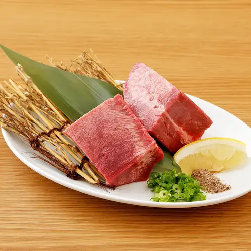 厚切り牛タン塩