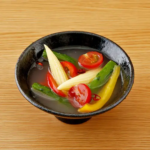 彩り野菜の水キムチ