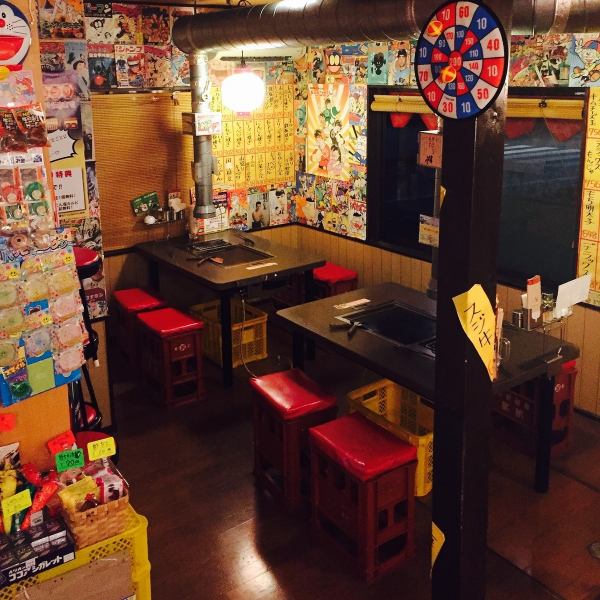 在商店内部，我们有一个桌子座位，一个榻榻米室，一个可挖桌子座位，一个可容纳多达88人的宽敞房间！在可以让带孩子的孩子安心用餐的座位上，请今天慢慢享用okonomiyaki和yakiniku♪