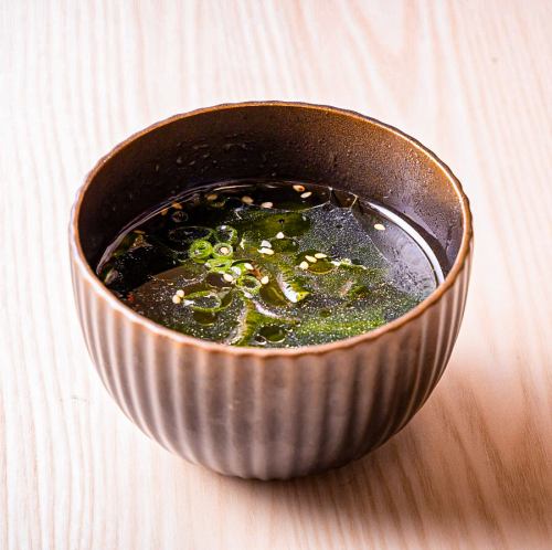 名店伝承の海藻スープ