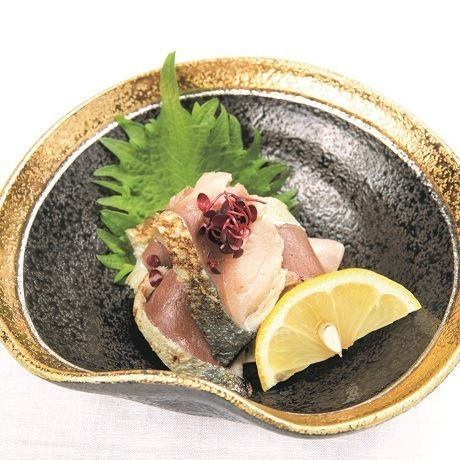 秘伝のレアスモーク とろさば薫製
