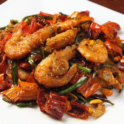 82. Stir-fried spicy head-on shrimp