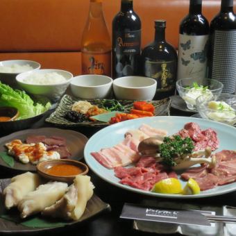 【2名様よりご注文可能】2種の肉盛合わせ、キムチや〆のご飯やスープまで全7品4000円(税込)