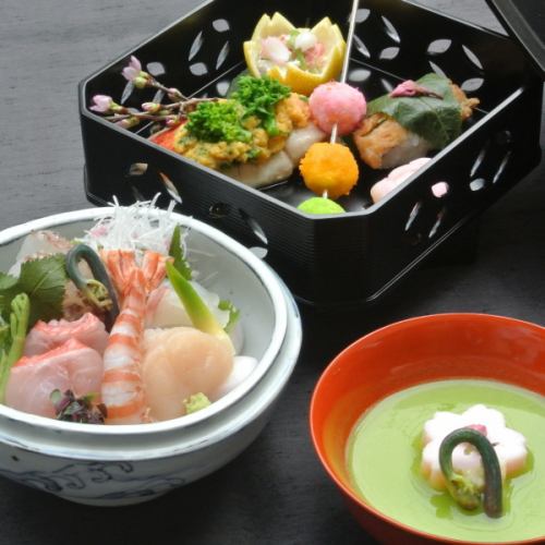 自慢の懐石料理