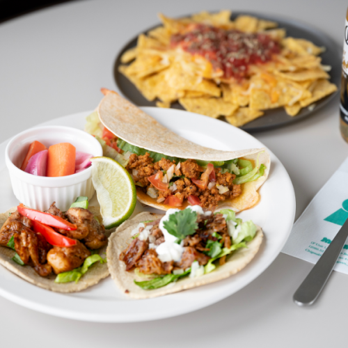 鮮度を逃さずおいしく還元！食材への愛が生む絶品タコス