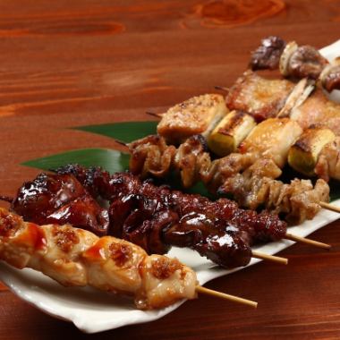 [Yakitori] We have a wide variety of yakitori that are slowly grilled in lava rocks!