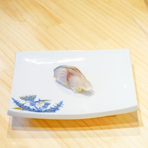 〆鯖