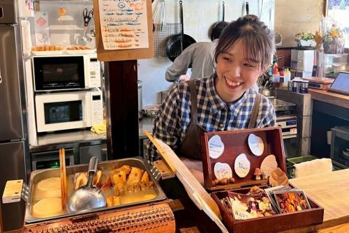 12/6 hularito 7th Anniversary Festival🎉
The event was held successfully!!👏
Everyone who came and everyone who celebrated with us
Thank you so much!!
It was the best space 🙌
We did a lot of things like rock-paper-scissors for drink tickets and staff prizes, did you all enjoy it?
Thanks to you, we had a lot of fun 😄
Seven years, when you look back, you think, has that really passed?
When I see everyone laughing and having fun everywhere
I felt like I had done something right.
We apologize for the inconvenience caused by the chaotic operation, and we will use this knowledge to create an even more enjoyable environment for next time.
Thank you again!
All the staff would like to express their sincere gratitude.
We hope you will also continue to support Hularito, our sake restaurant, now in its 8th year.Let's do it again 🍻
#HularitoSakeDining #Furarito #Tajimi #TajimiGourmet #Izakaya #GifuIzakaya #Minoyaki #Side Dish #Side Dish #Obanzai #Dinner #StylishIzakaya #JapaneseFood #Sake #Shochu #FruitLiquor #SakeAndSideDishes #7thAnniversary #ThankYouAsAlways