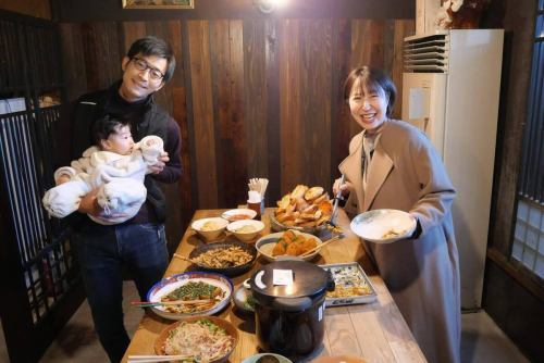 12/6 hularito 七周年庆典🎉
活动圆满成功！！👏

所有到场的人，以及所有与我们一起庆祝的人
太感谢了！！

这是最棒的地方🙌
我们做了很多活动，比如用石头剪刀布来赢取饮料券和员工奖品，你们都玩得开心吗？
多亏了你，我们玩得很开心😄

七年过去了，回首往事，你会想，时间真的过去了吗？
当我看到到处都是欢笑和快乐时，我就会想，为什么大家都在玩得这么开心？
我觉得自己做对了一件事。

对于此次混乱操作给您带来的不便，我们深表歉意。我们将吸取此次教训，为下次创造更加愉快的环境。

再次感谢！
全体员工谨此表达衷心的感谢。
我们希望您也能继续支持我们的清酒餐厅 Hularito，该餐厅至今已经营了 8 年。再来一次🍻

#HularitoSakeDining #Furarito #Tajimi #TajimiGourmet #Izakaya #GifuIzakaya #Minoyaki #Side Dish #Side Dish #Obanzai #Dinner #StylishIzakaya # JapaneseFood #Sake #Shochu #FruitLiquor #SakeAndSideDishes #7thAnniversary #ThankYouAsAlways