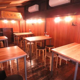 Table seats where you can feel the warmth! The relaxing space can be used by up to 2 people! Recommended not only for company parties, but also for circle gatherings and local gatherings!