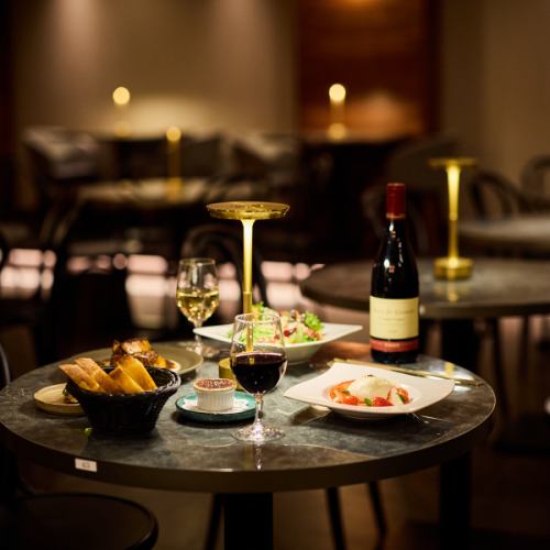 Enjoy a wide range of events, from birthdays and anniversaries to company parties!