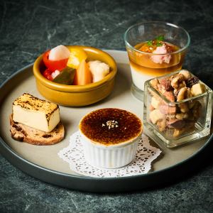 五种法式小吃拼盘