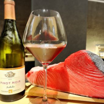 Chef's choice nigiri and pairing course 25,000 yen (tax included)