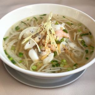 Assorted seafood pho