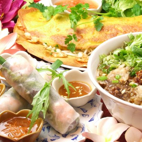 Vietnamese cuisine with plenty of vegetables