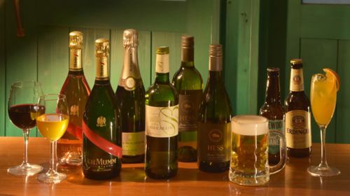 豊富なワインとクラフトビール